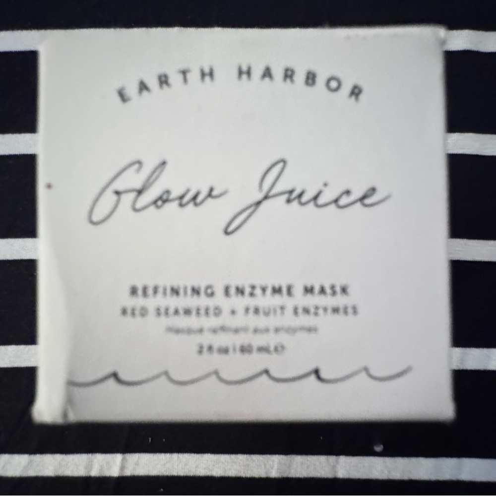 Earth Harbor Glow Juice Refining Enzyme Mask